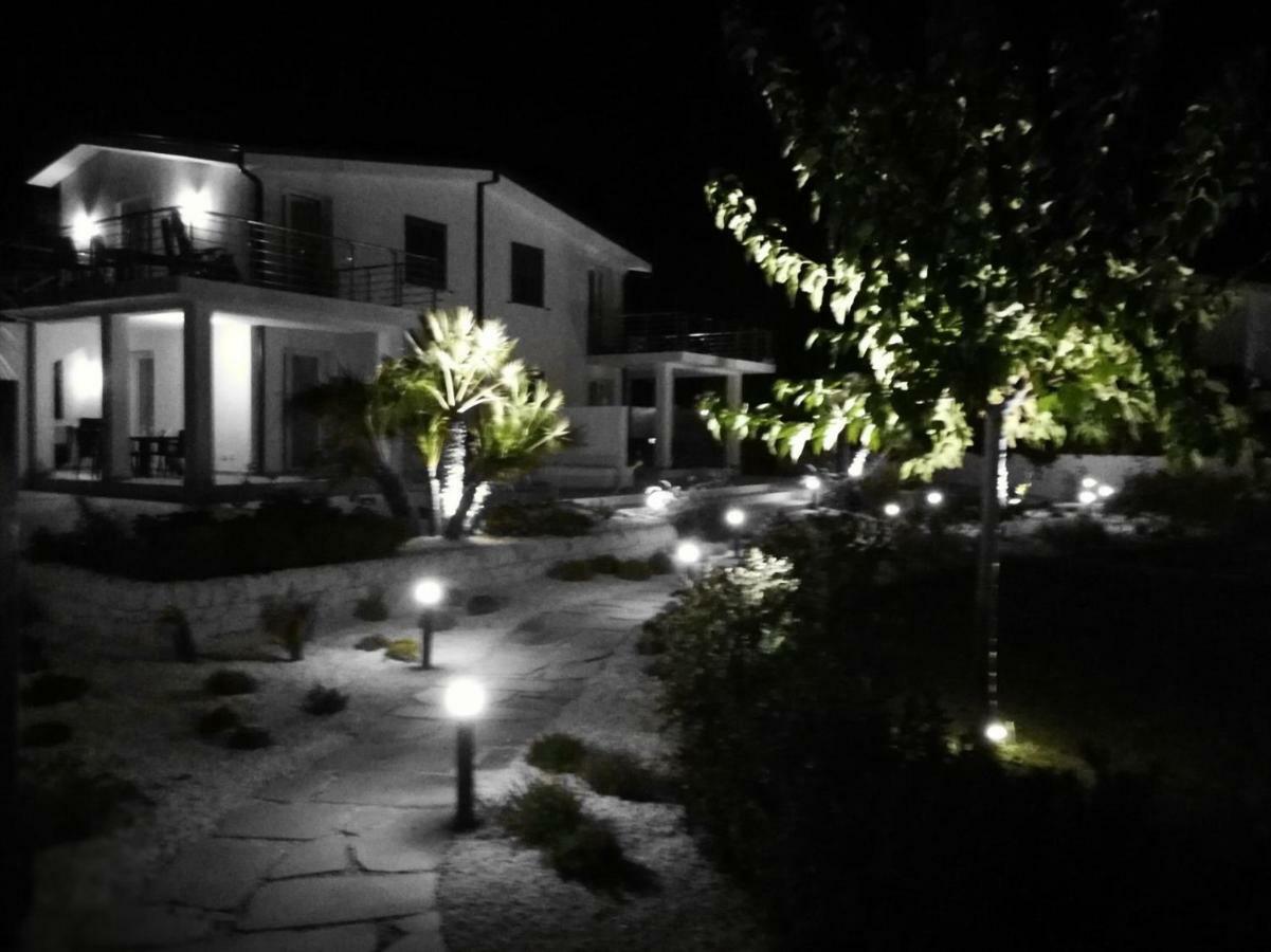Appartamenti San Lorenzo Marzamemi Cecilia Reitani Extérieur photo